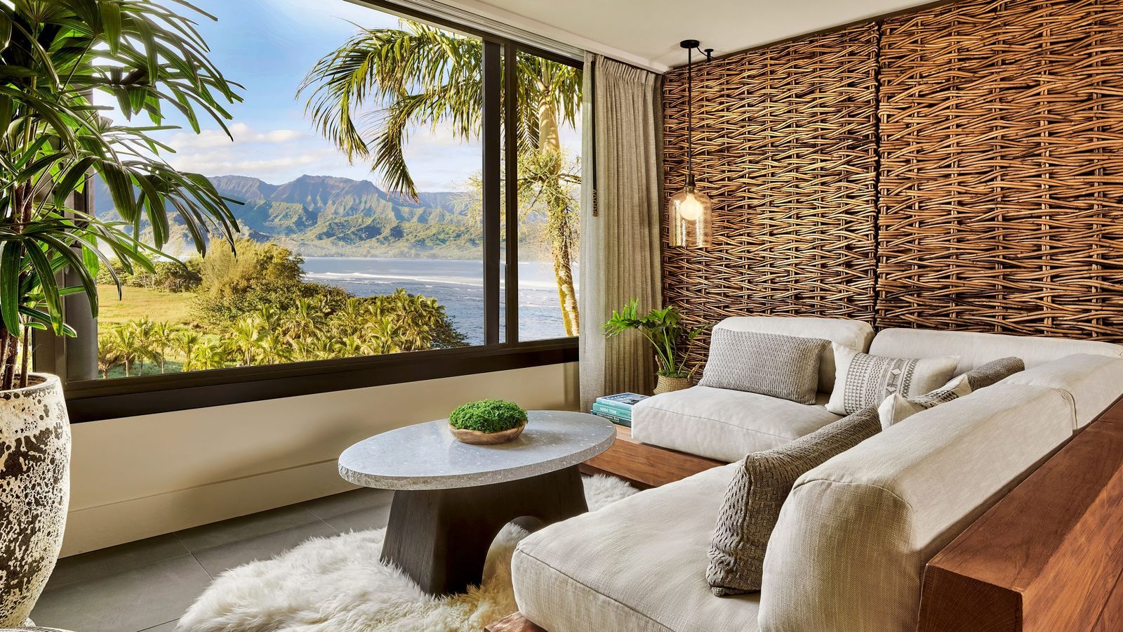 1 Hotel Hanalei Bay interior
