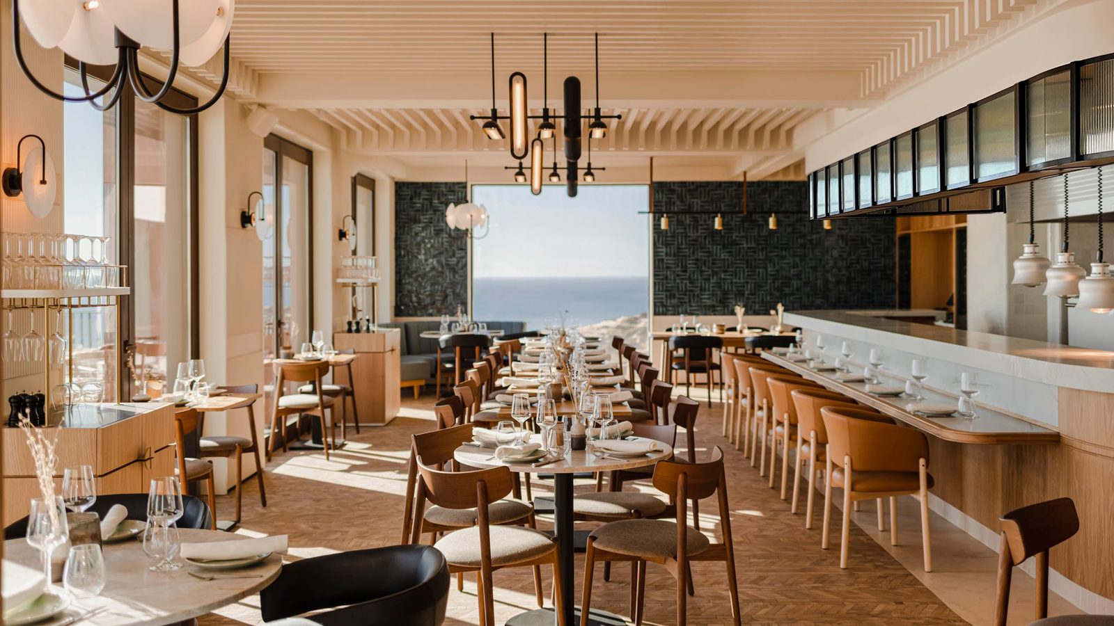 Aethos Ericeira interior