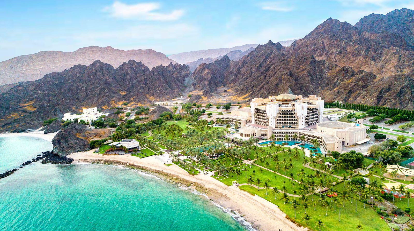 Al Bustan Palace, a Ritz-Carlton Hotel