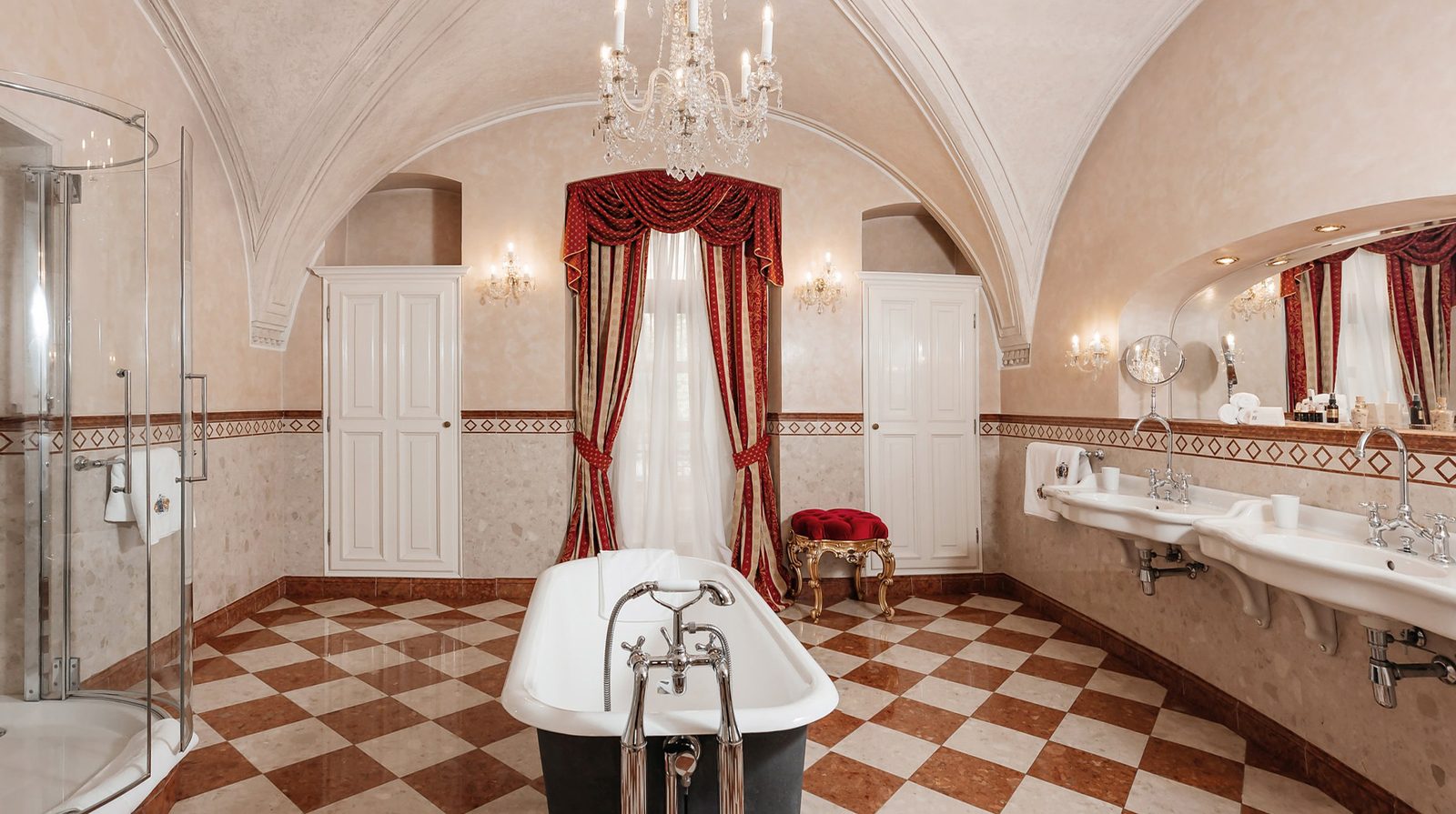Alchymist Grand Hotel & Spa interior