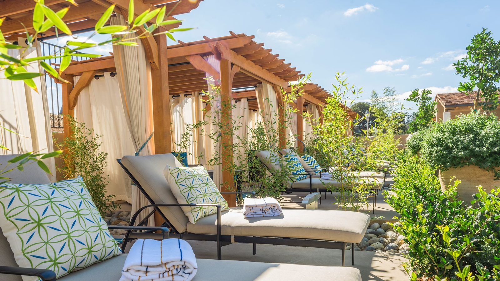 Allegretto Vineyard Resort interior