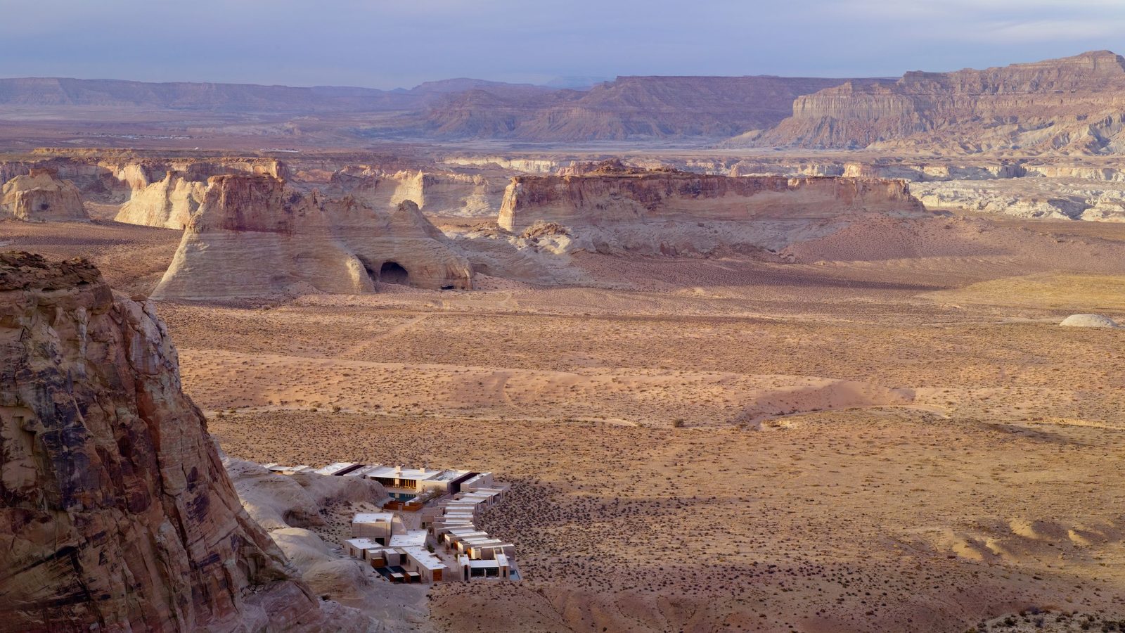 Amangiri interior