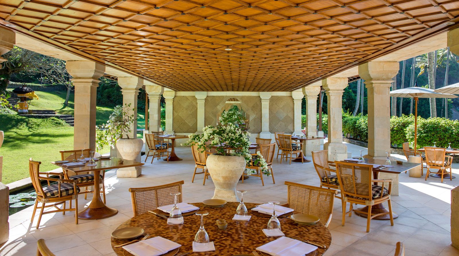 Amankila interior