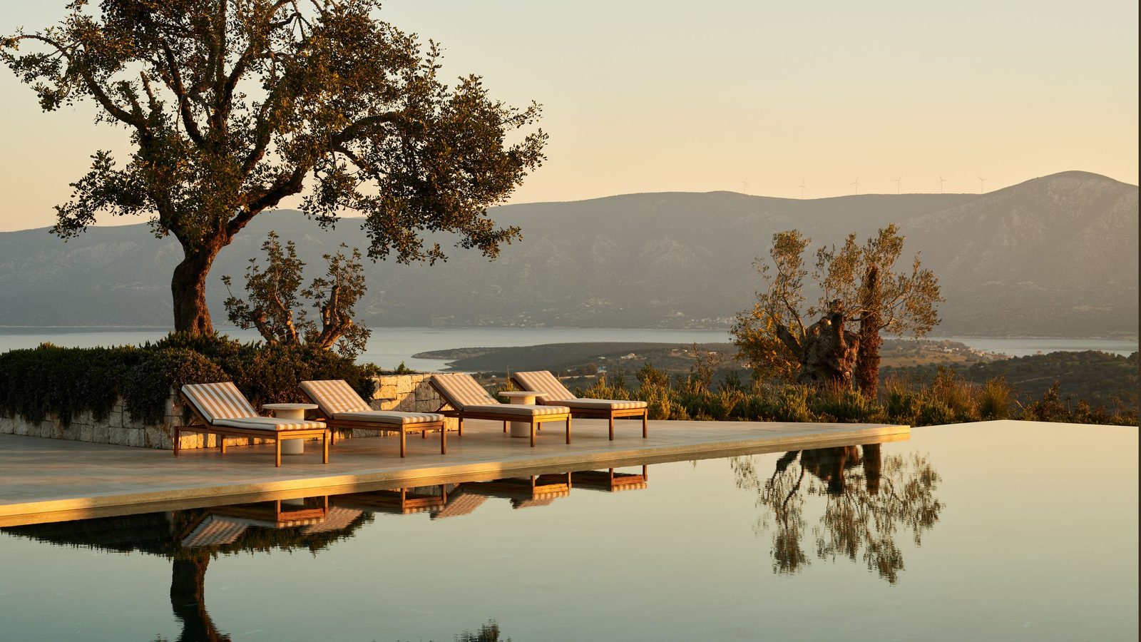 Amanzoe interior