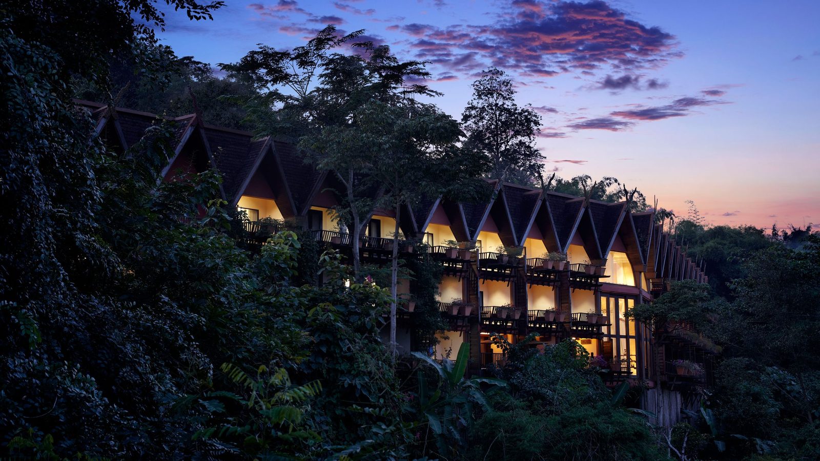 Anantara Golden Triangle Elephant Camp & Resort interior