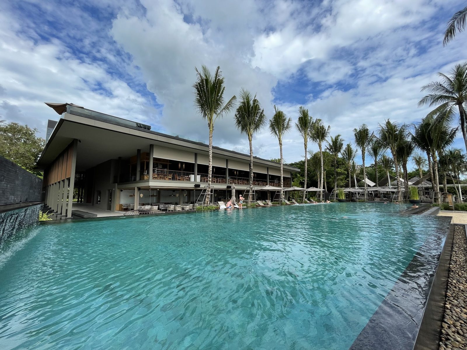 Anantara Layan Phuket Resort interior