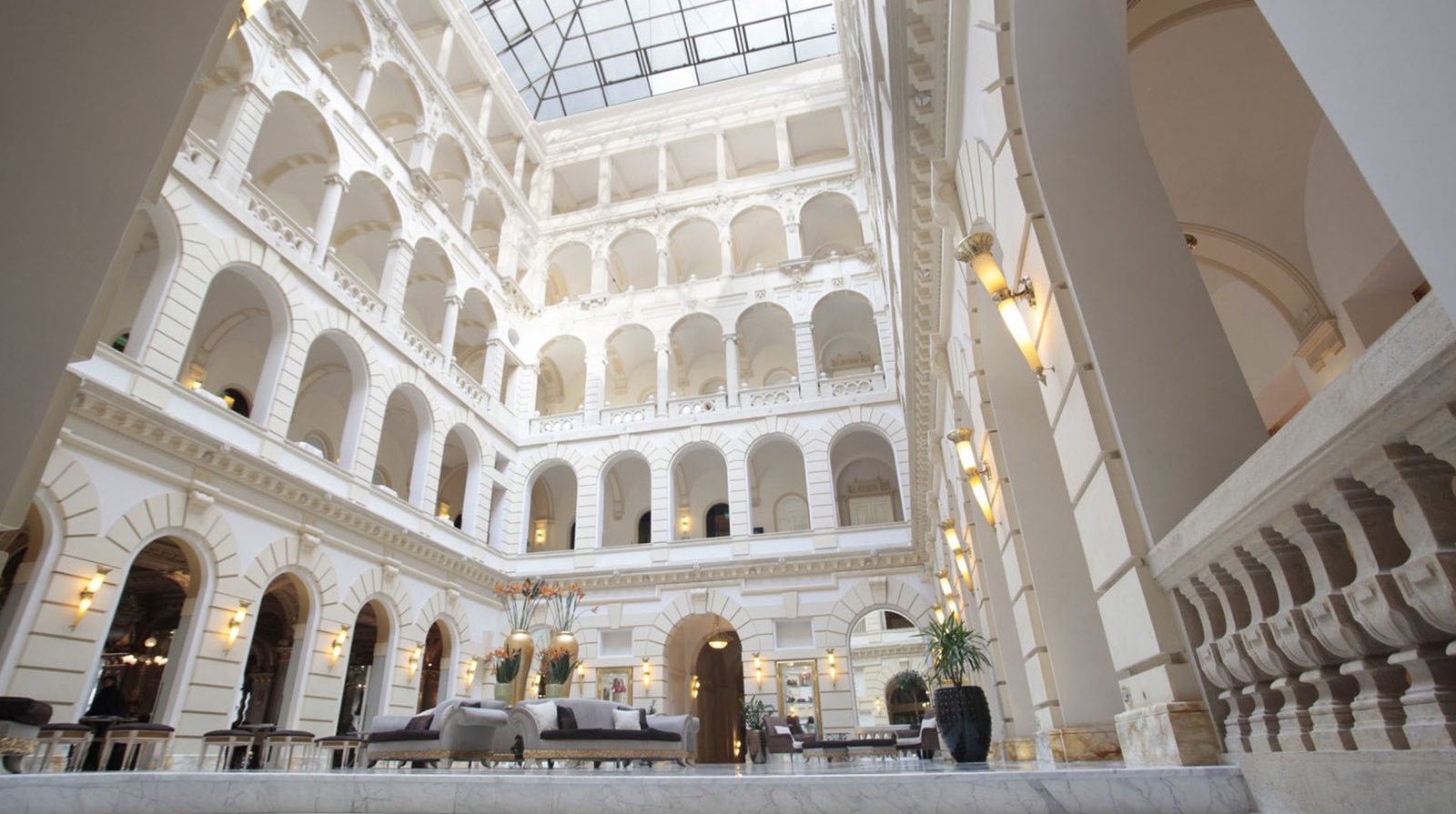 Anantara New York Palace Budapest Hotel interior