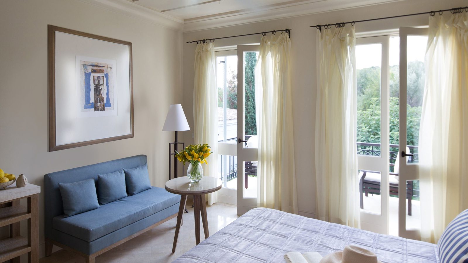 Anassa interior