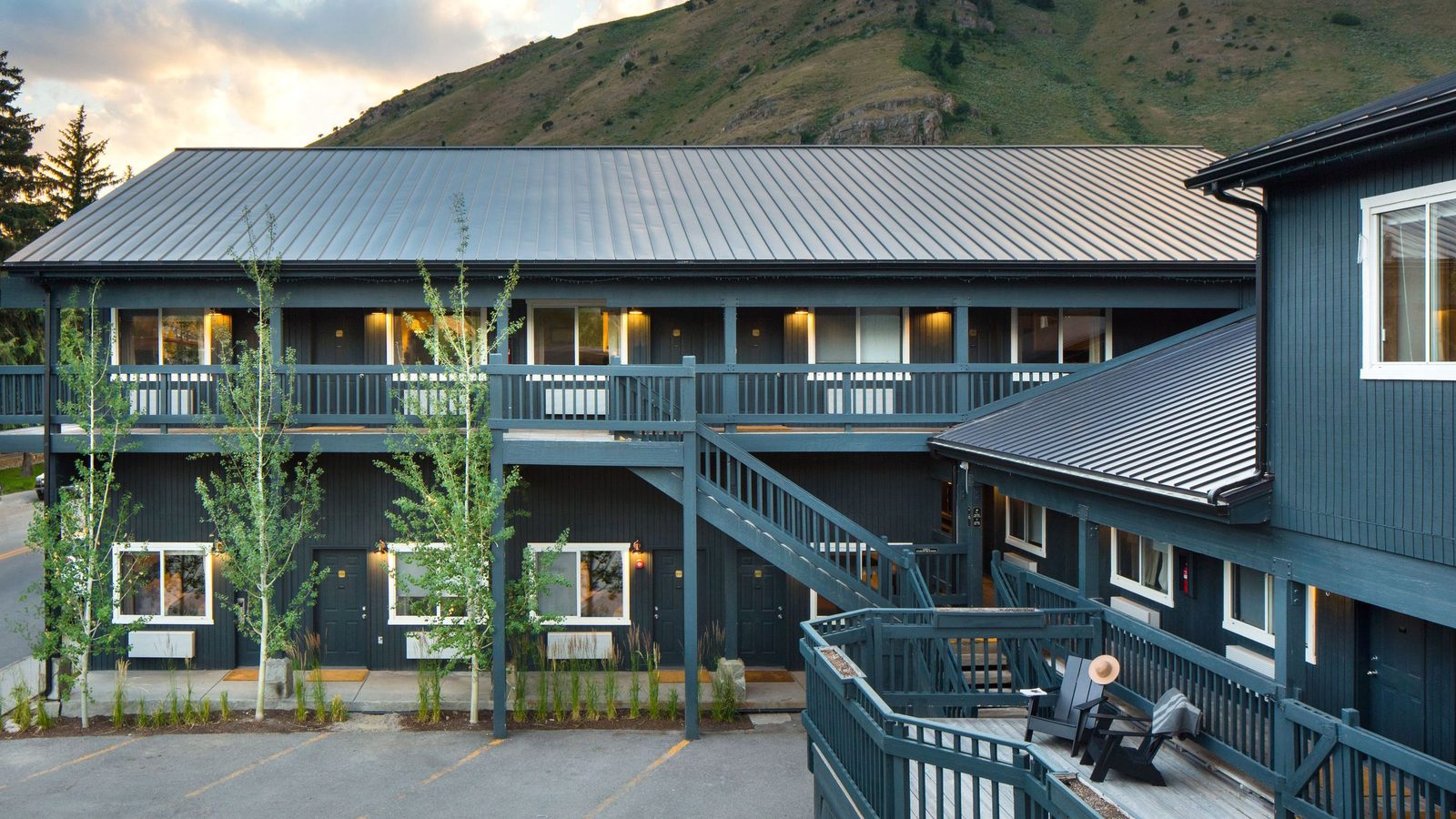 Anvil Hotel