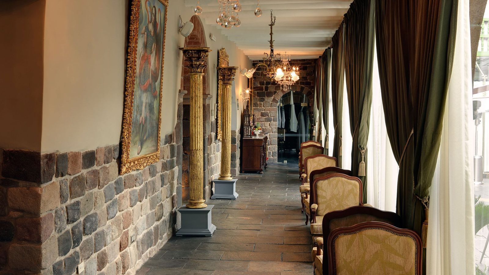 Aranwa Cusco Boutique Hotel interior