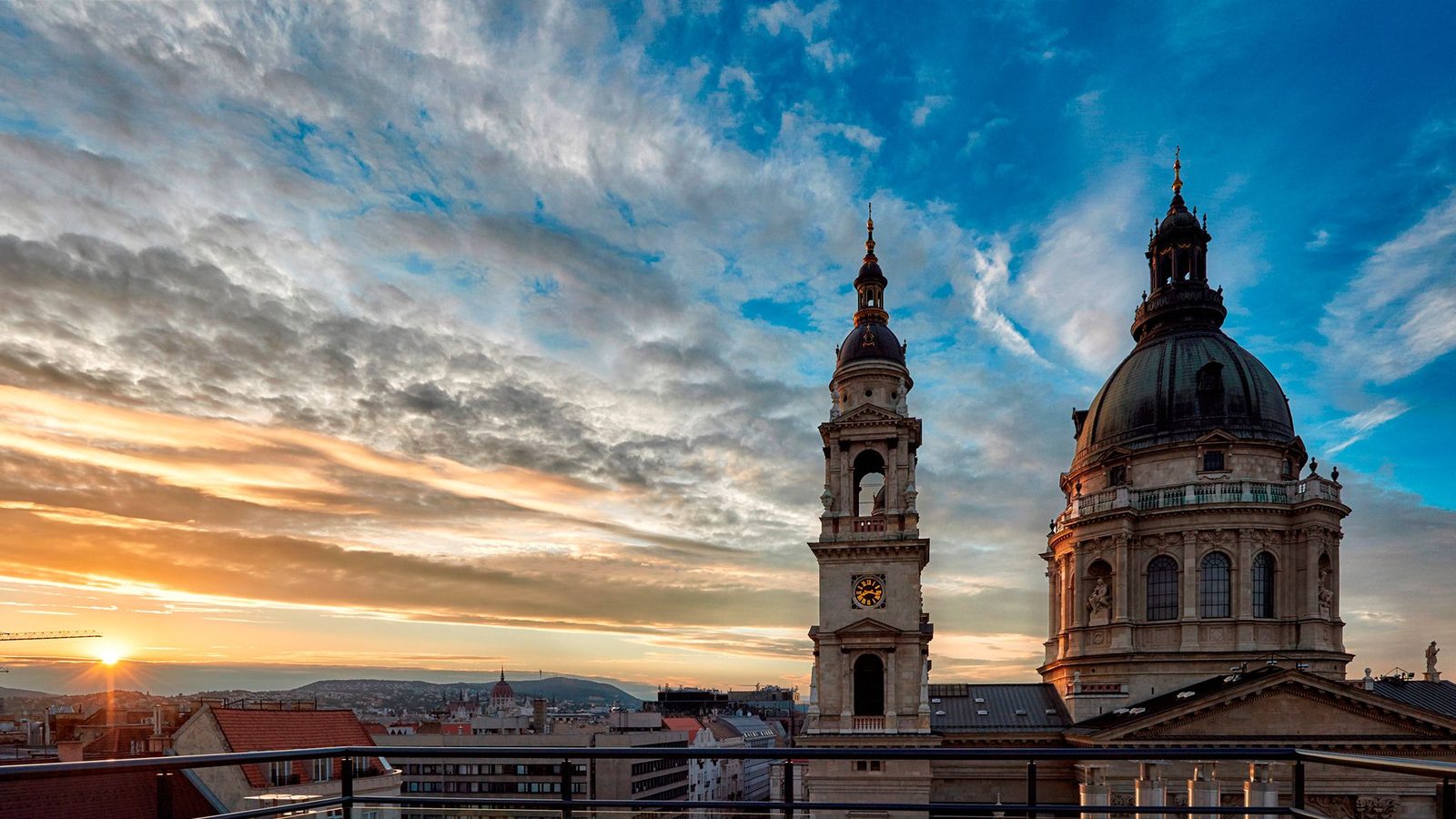 Aria Hotel Budapest by Library Hotel Collection