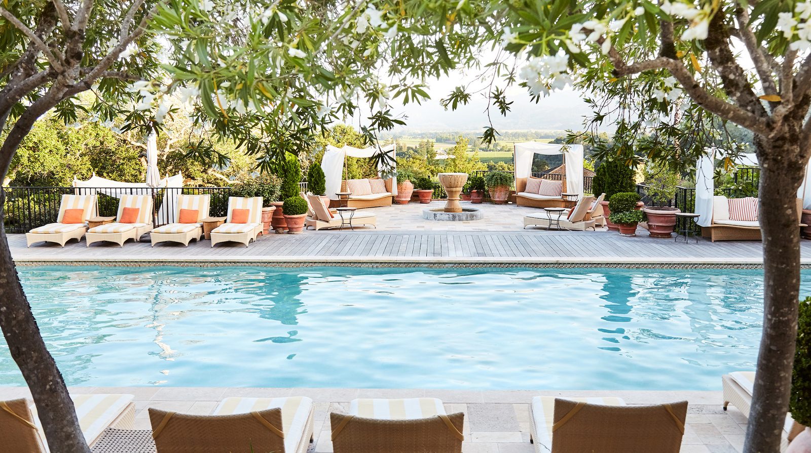 Auberge du Soleil, Auberge Collection interior