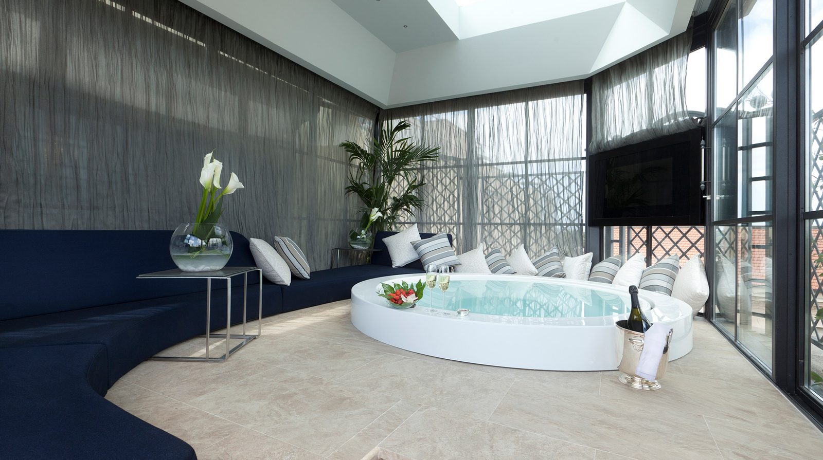 Baglioni Hotel Regina interior