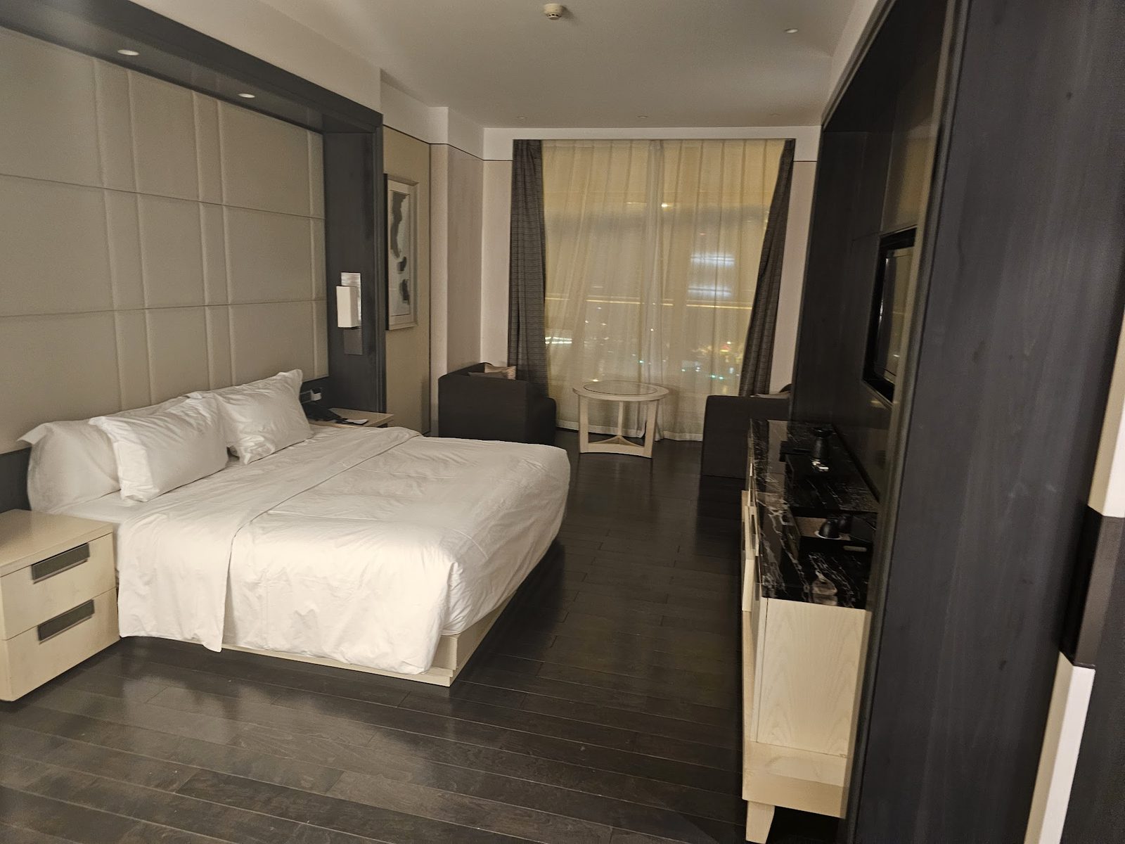 Banyan Tree Tianjin Riverside interior