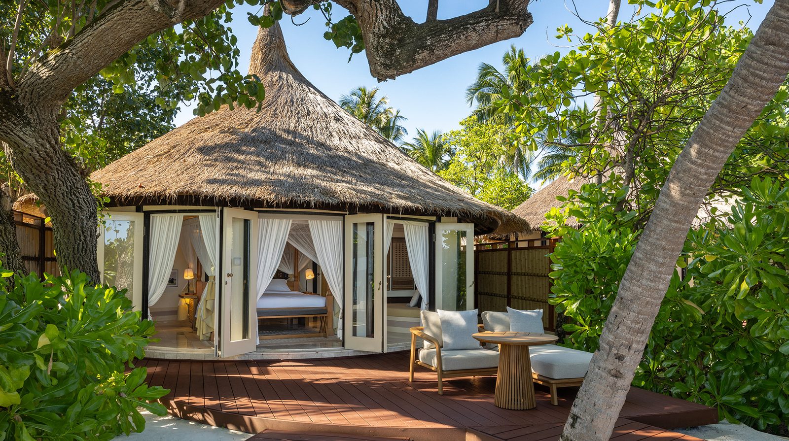 Banyan Tree Vabbinfaru interior