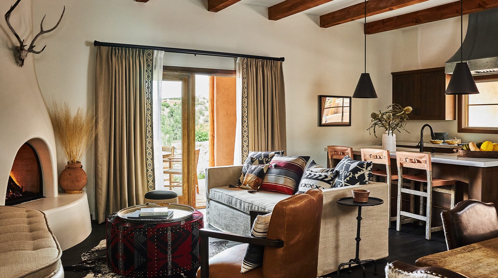 Bishop's Lodge, Auberge Collection interior