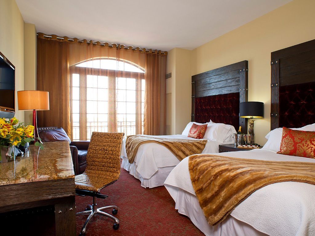 Bohemian Hotel Savannah Riverfront, Autograph Collection