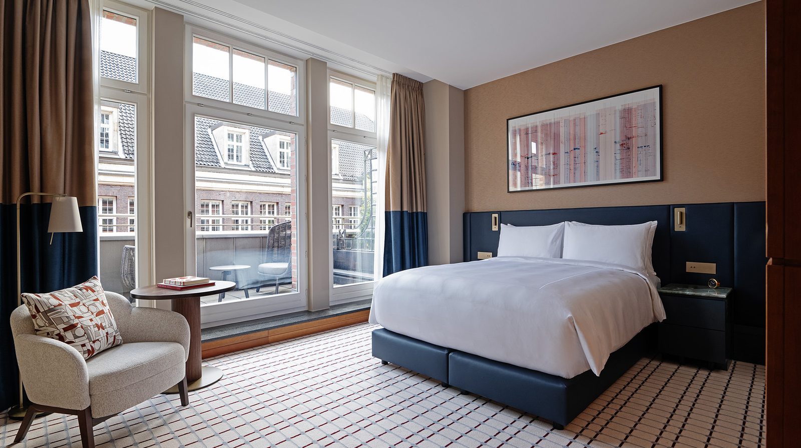 Conrad Hamburg interior