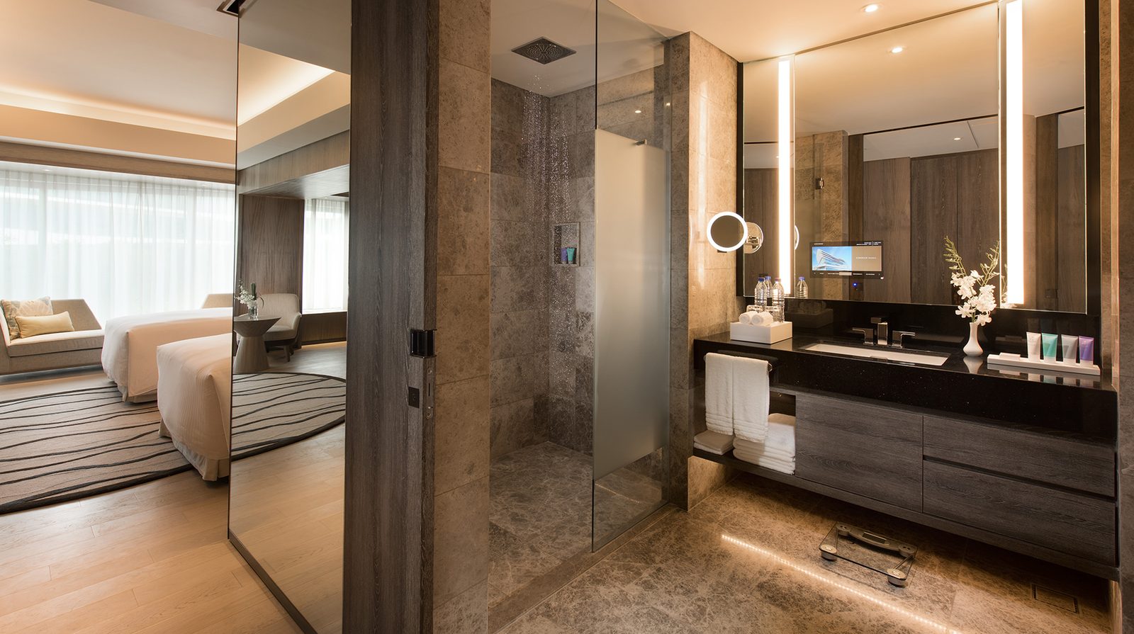 Conrad Manila interior