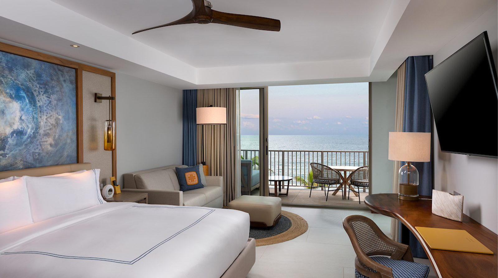 Conrad Punta de Mita interior