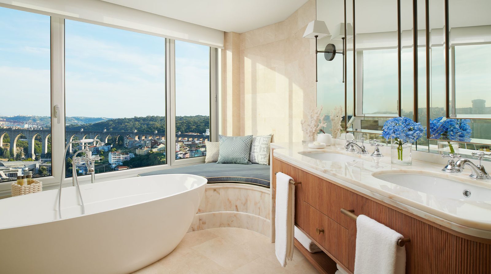 Corinthia Lisbon interior