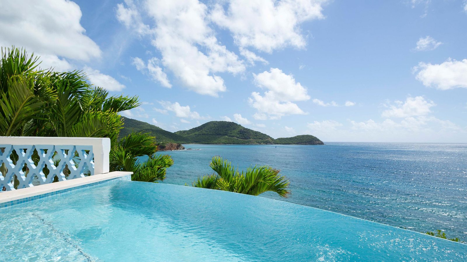 Curtain Bluff interior