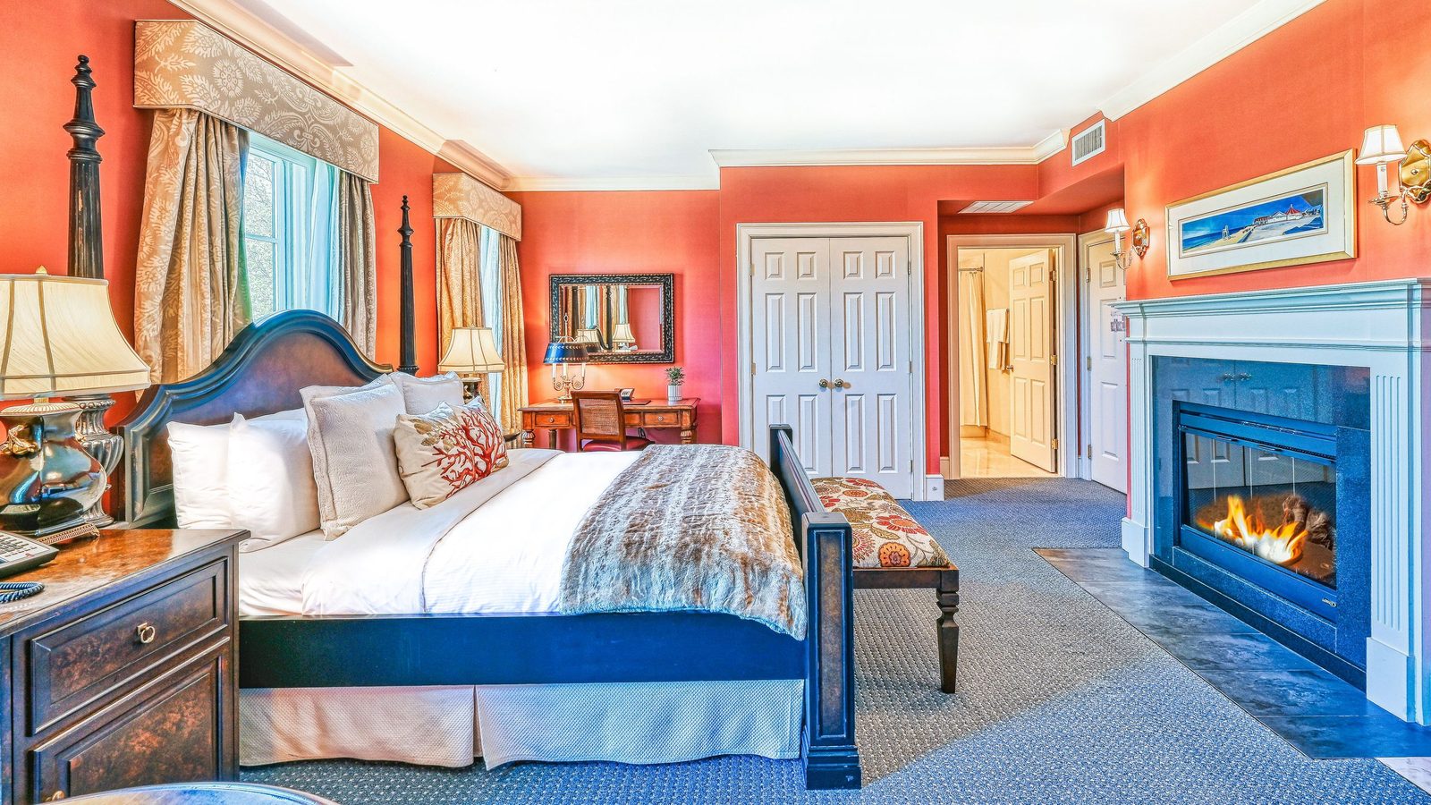Delamar Southport interior