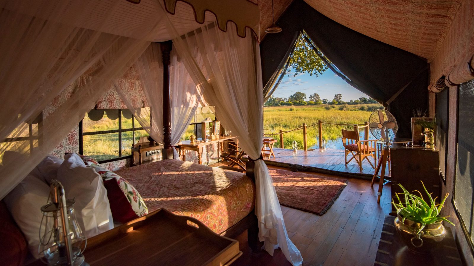 Duke’s Camp interior