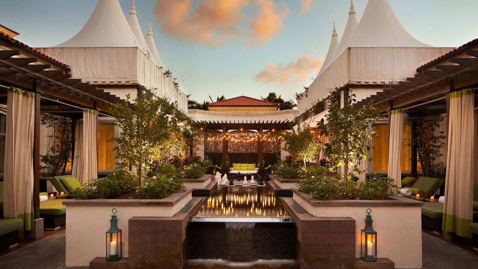Eau Palm Beach Resort & Spa interior
