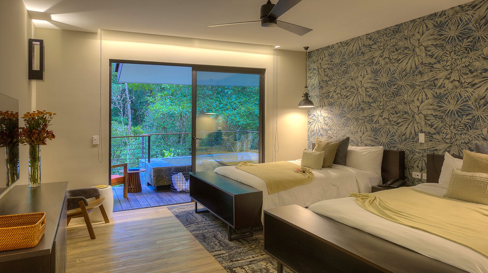 El Silencio Lodge & Spa interior