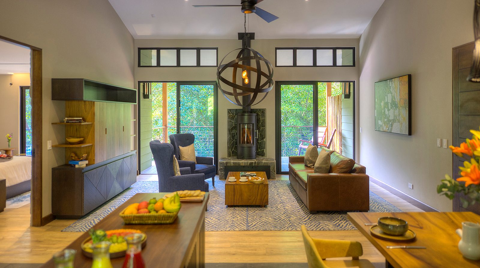 El Silencio Lodge & Spa interior