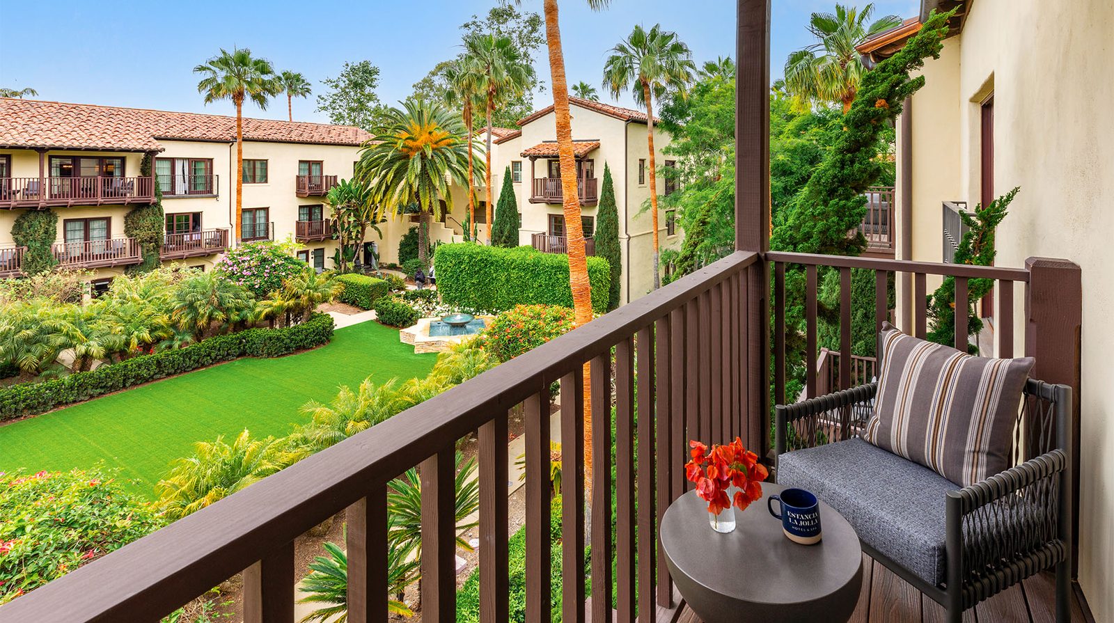 Estancia La Jolla Hotel & Spa interior