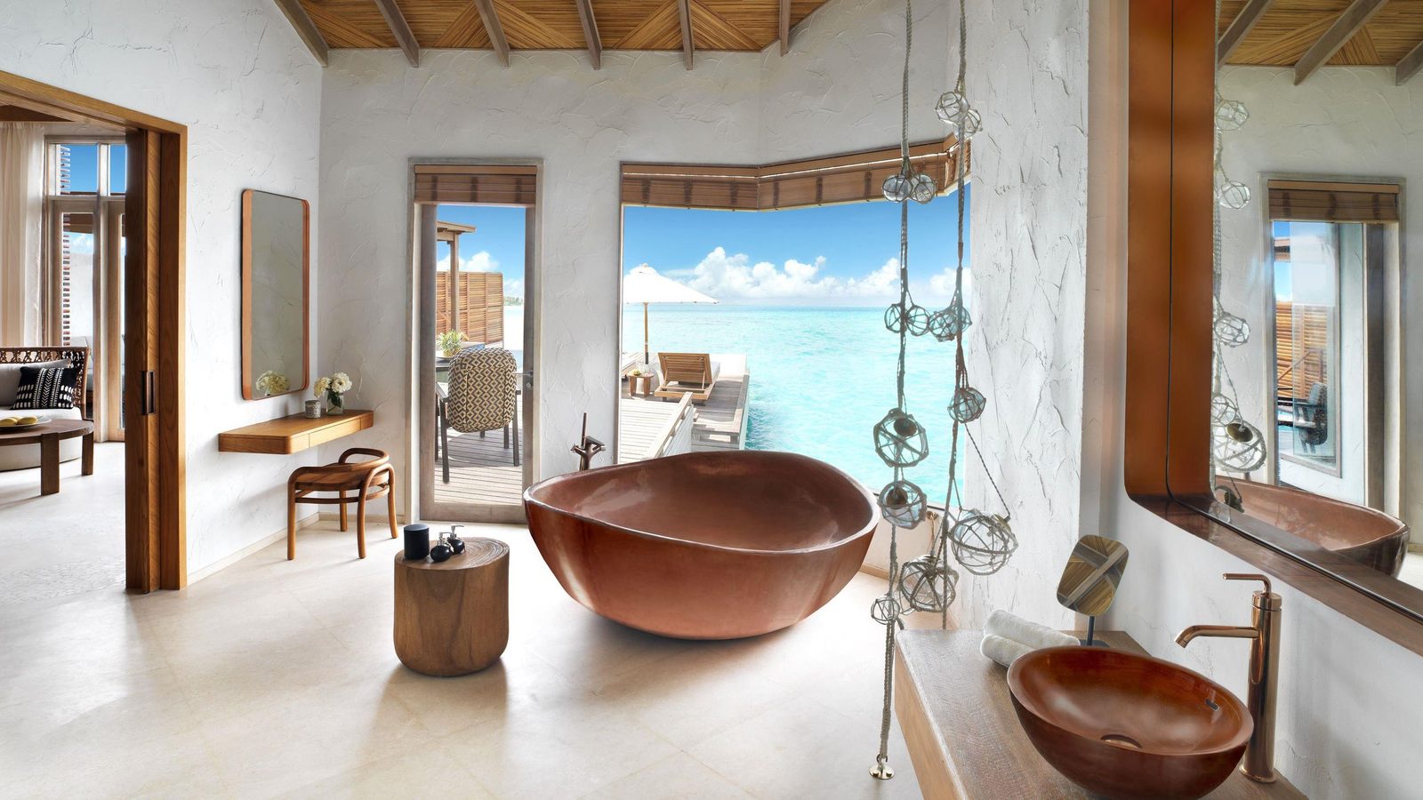 Fairmont Maldives Sirru Fen Fushi interior