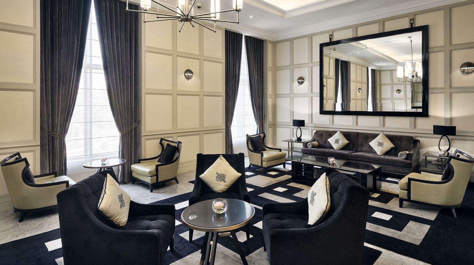 Fairmont Riyadh interior