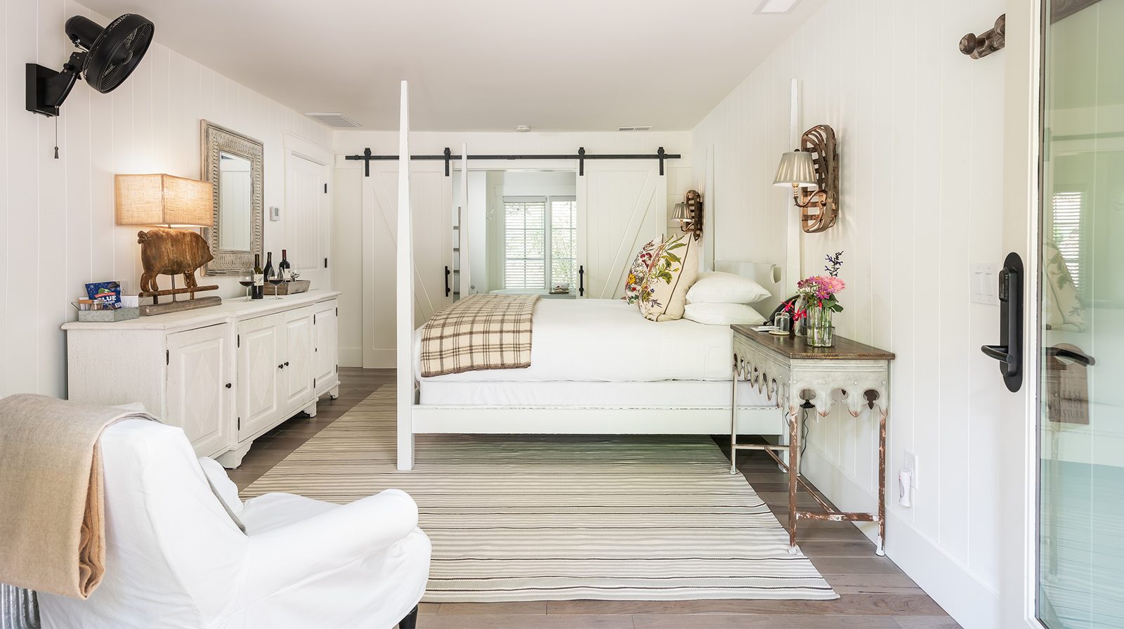 Farmhouse Inn interior