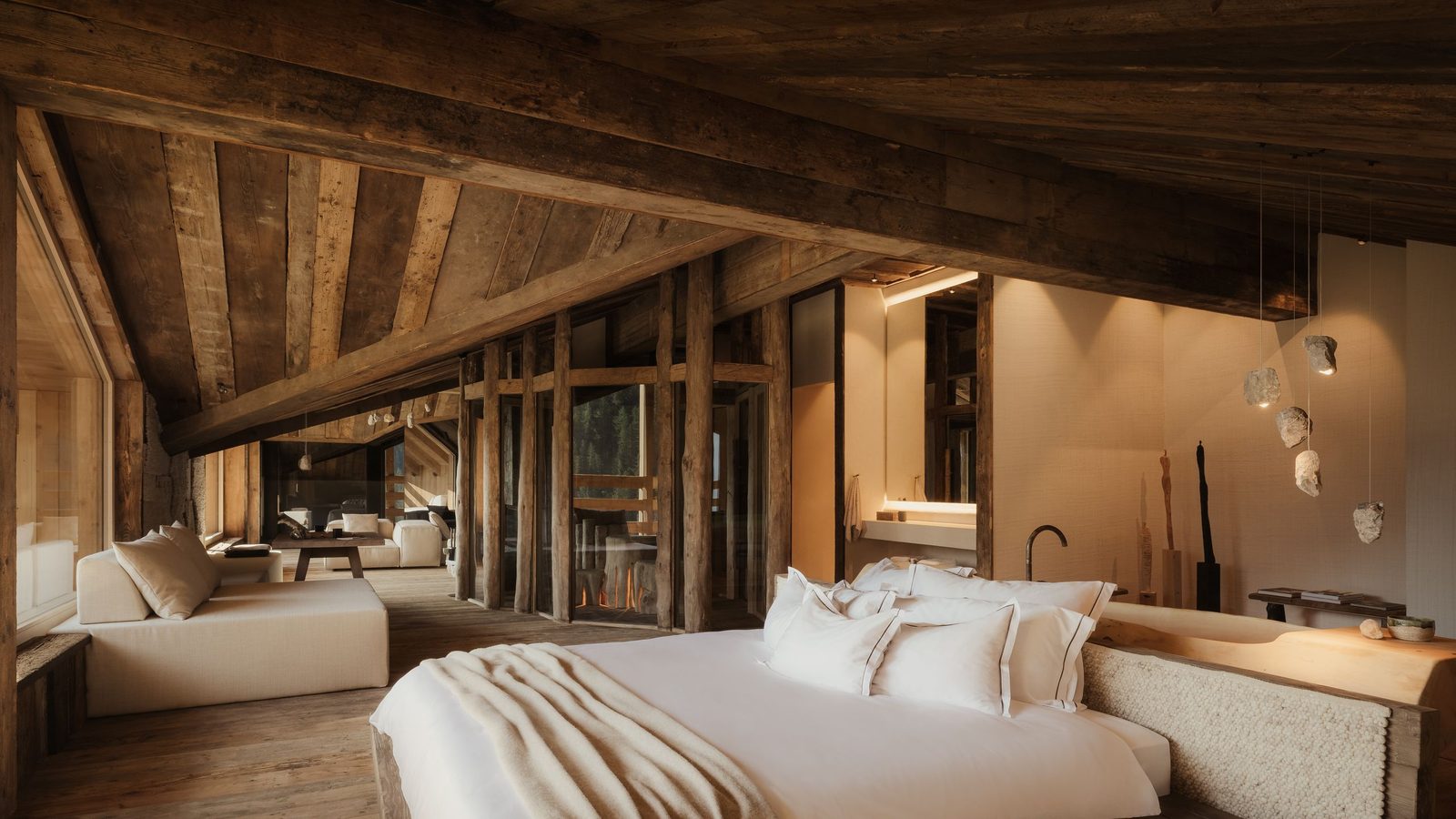 First In: Eriro Alpine Hide, Ehrwald