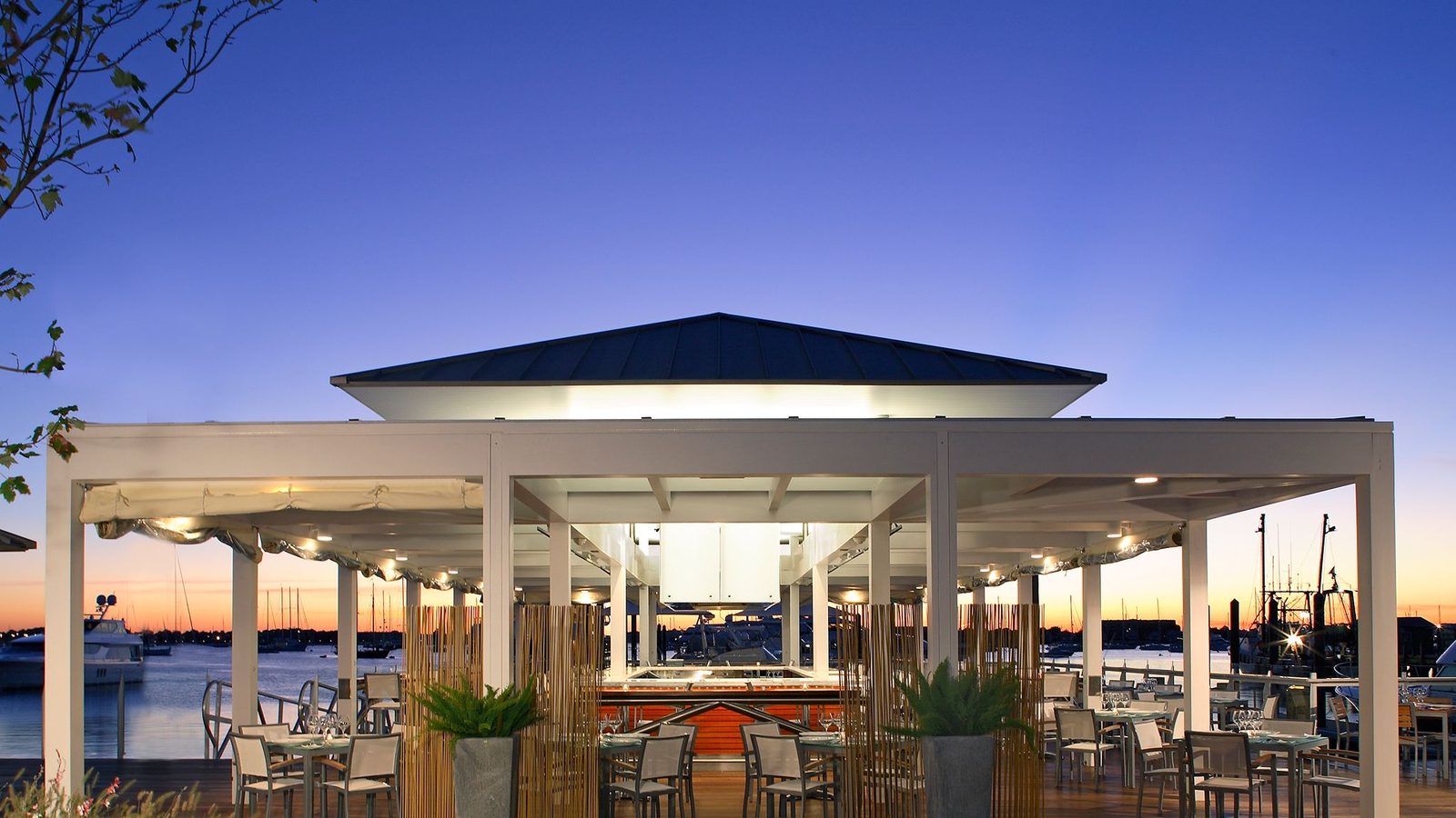 Forty 1º North Marina Resort