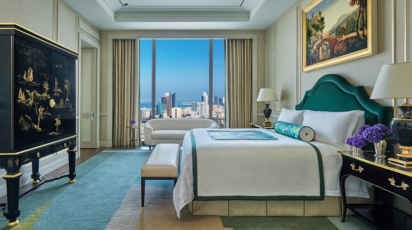 Four Seasons Hotel Bahrain Bay interior