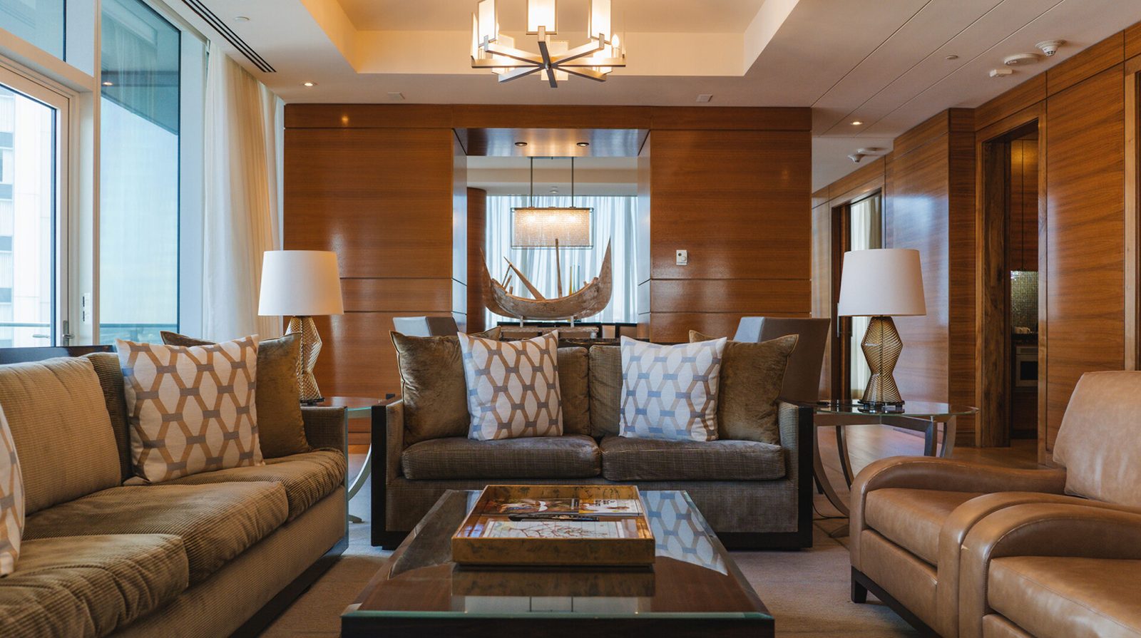 Four Seasons Hotel Baltimore interior