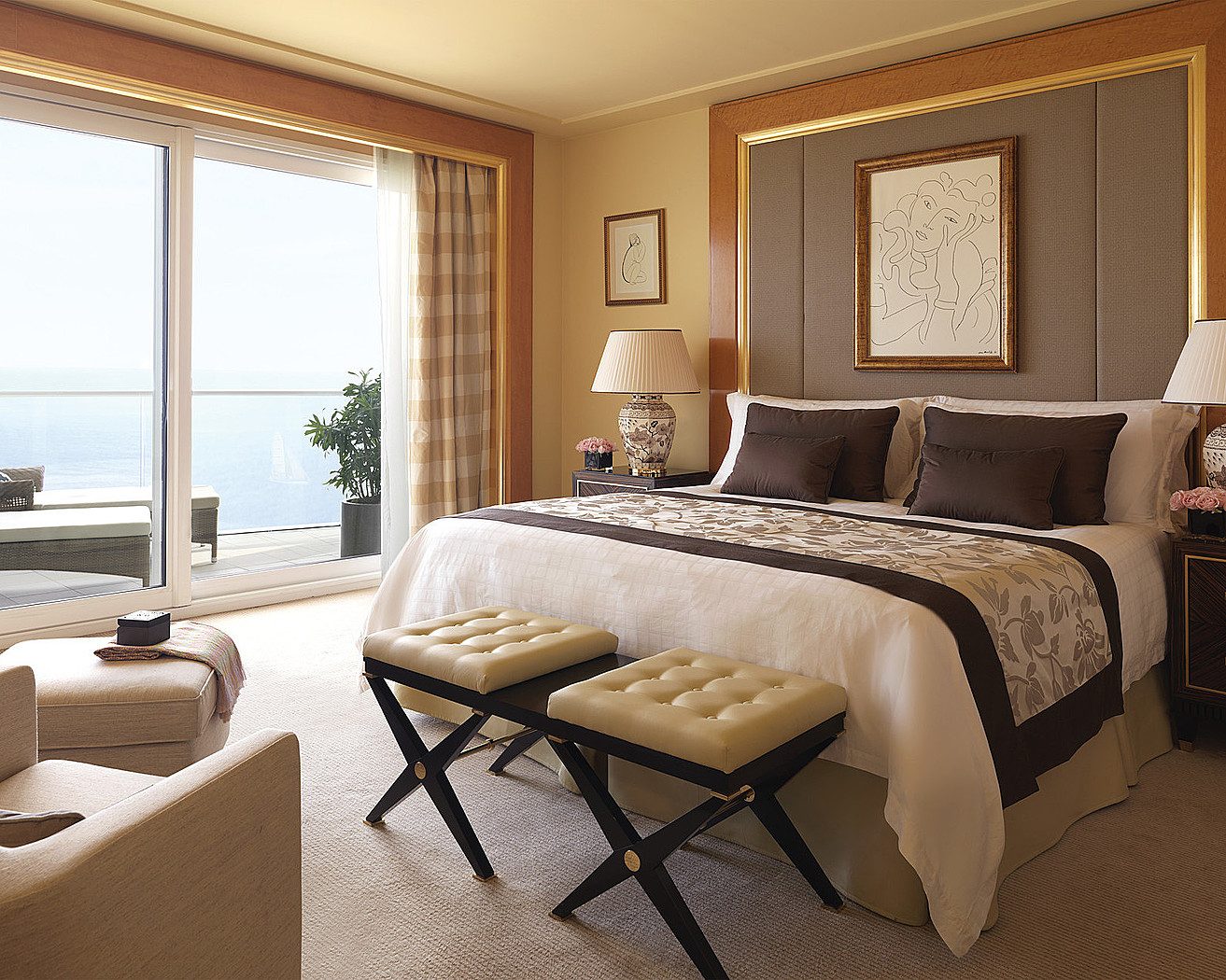 Four Seasons Hotel Beirut interior