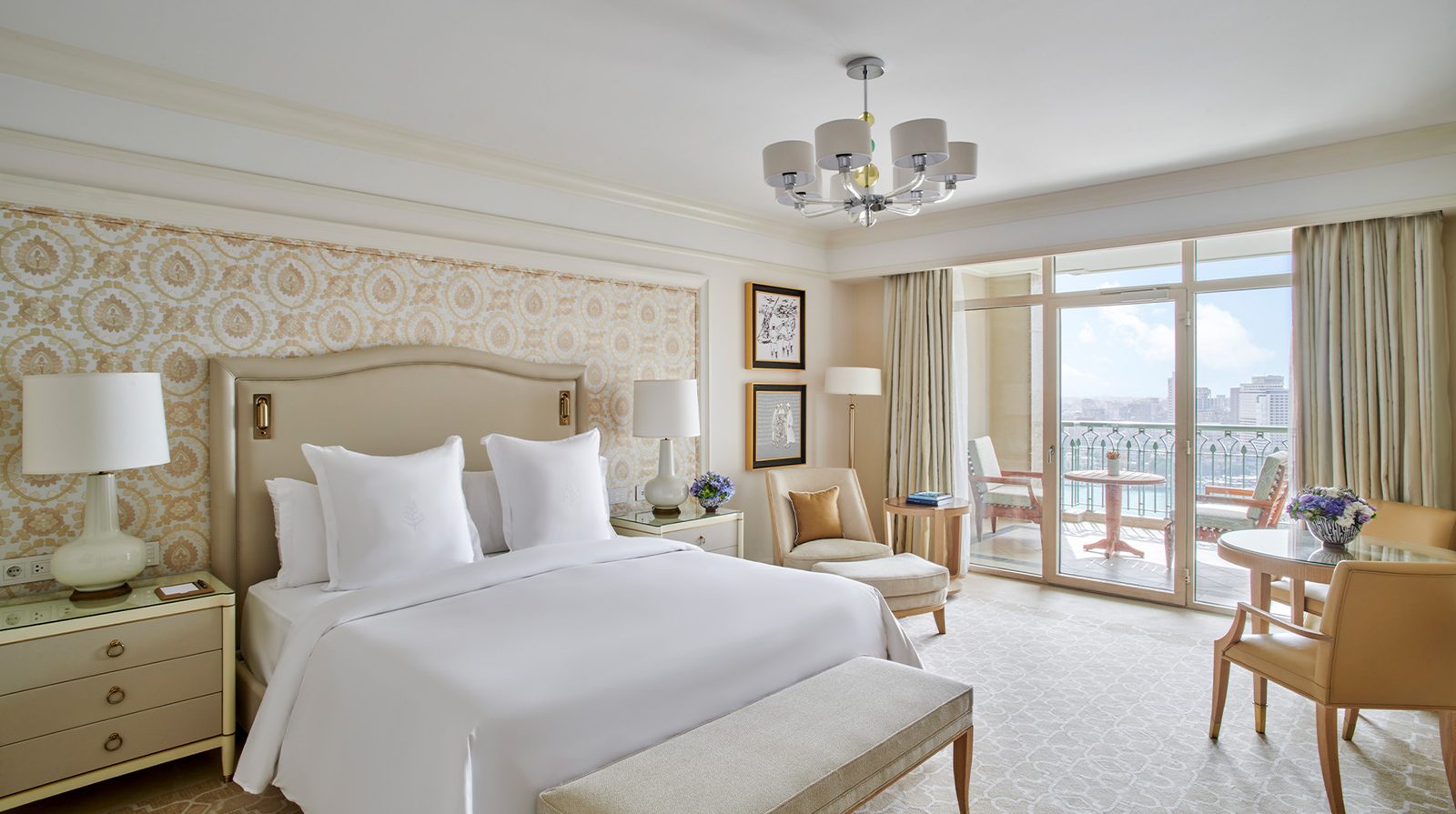 Four Seasons Hotel Cairo at Nile Plaza interior