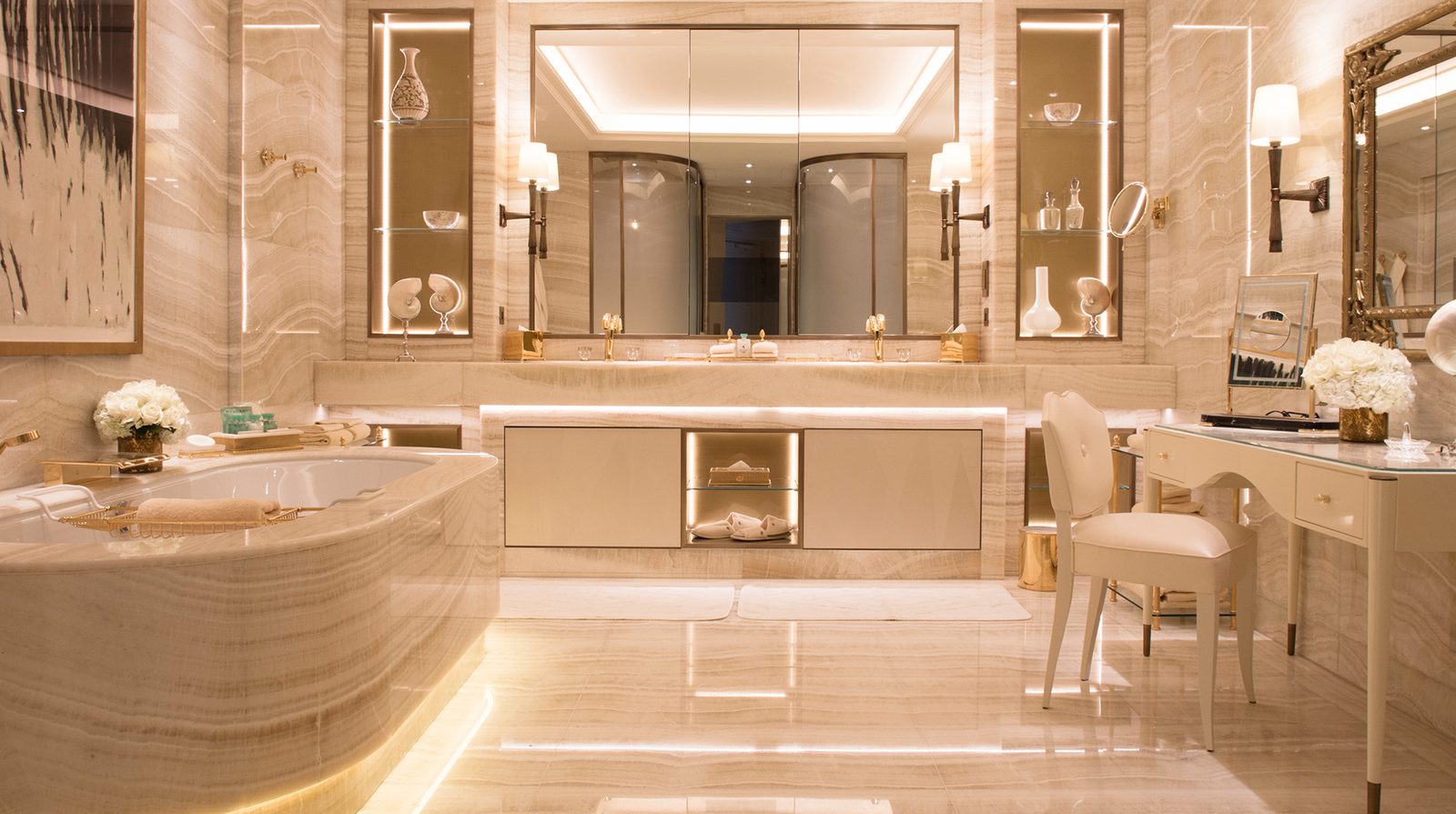 Four Seasons Hotel George V Paris interior
