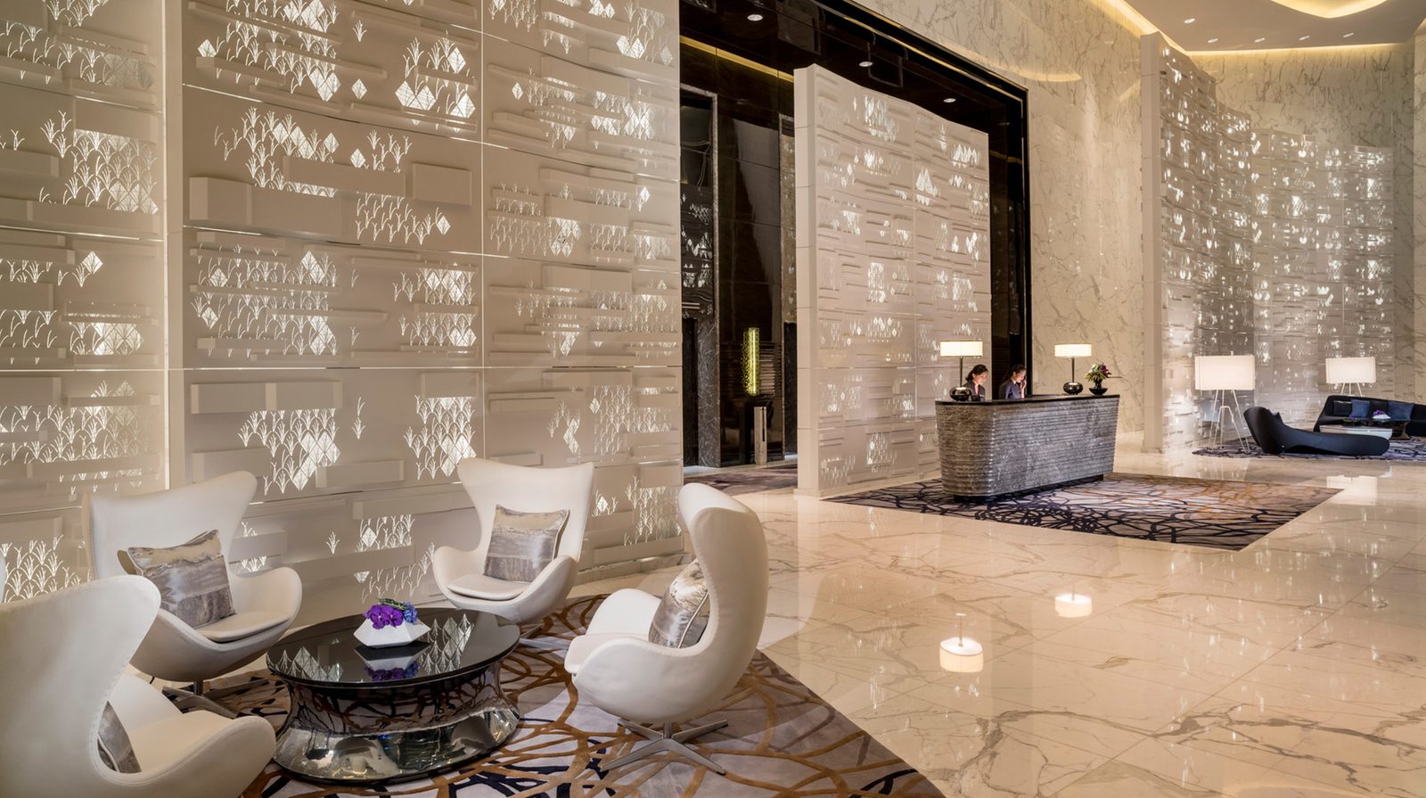 Four Seasons Hotel Guangzhou interior