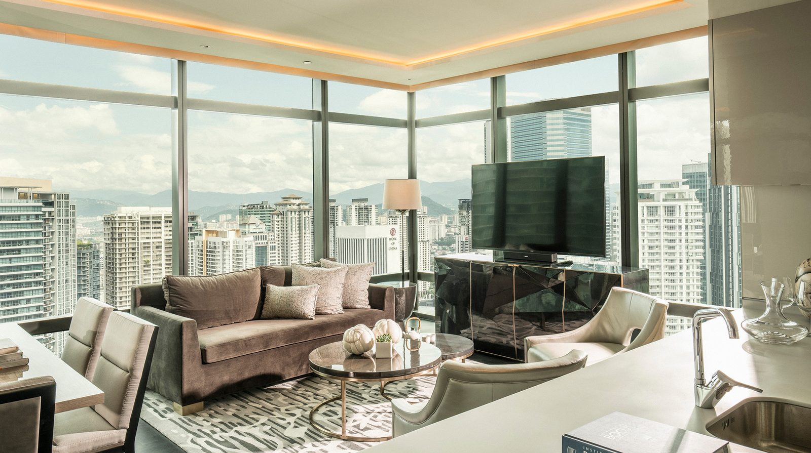 Four Seasons Hotel Kuala Lumpur interior
