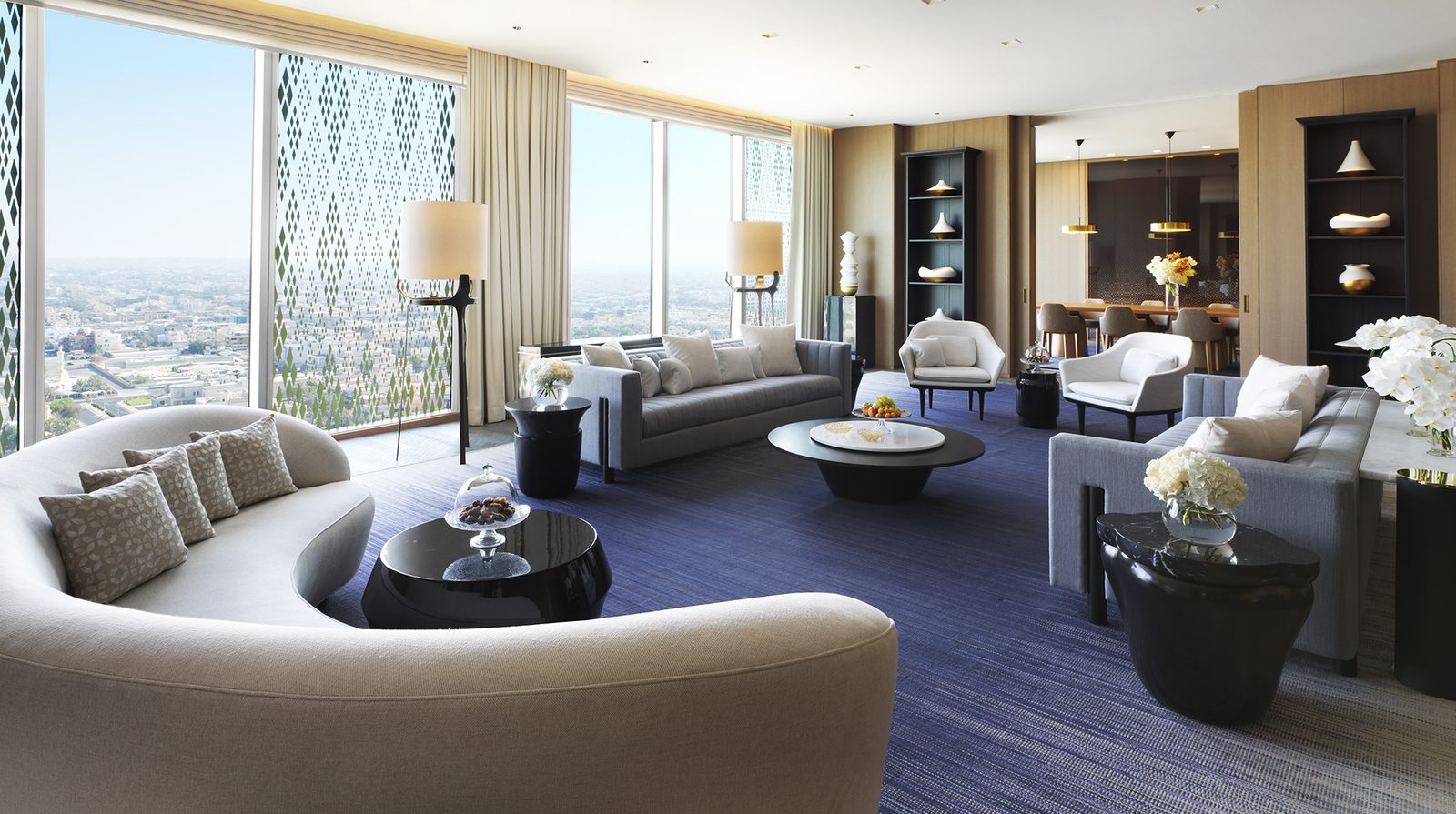 Four Seasons Hotel Kuwait at Burj Alshaya interior