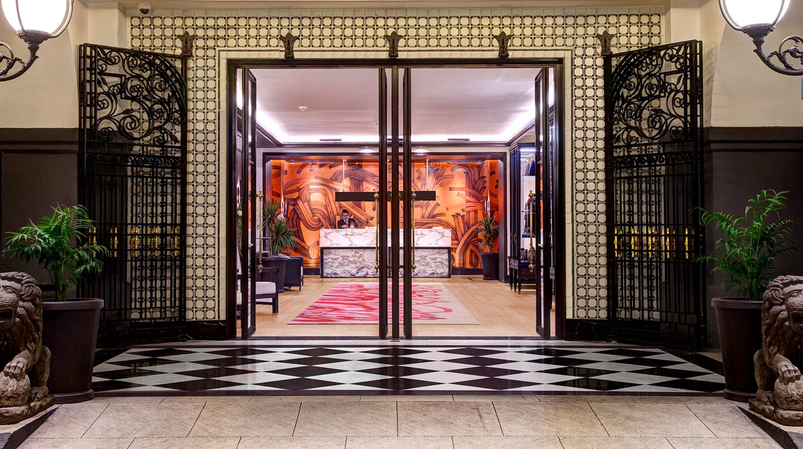 Four Seasons Hotel Mexico City interior