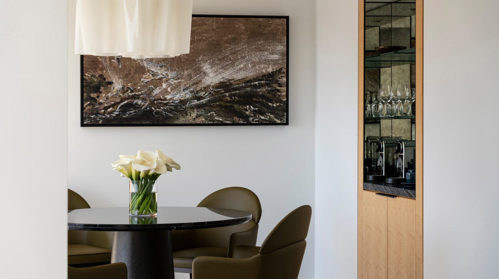 Four Seasons Hotel Seattle interior