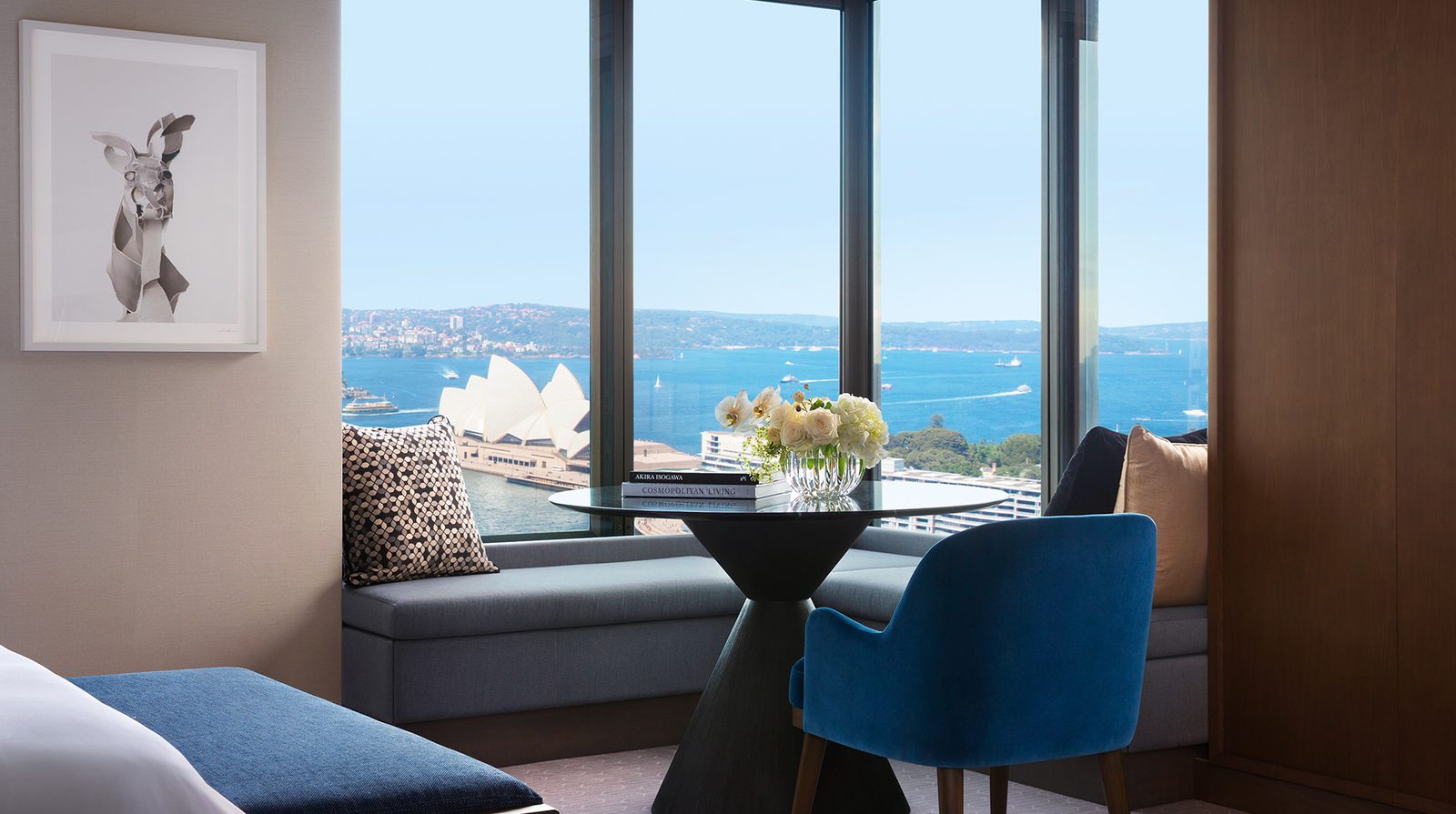 Four Seasons Hotel Sydney interior