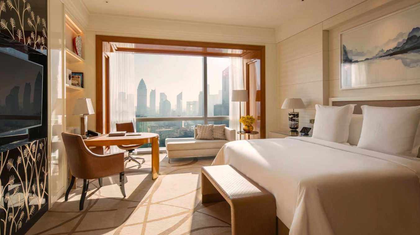 Four Seasons Hotel Tianjin interior