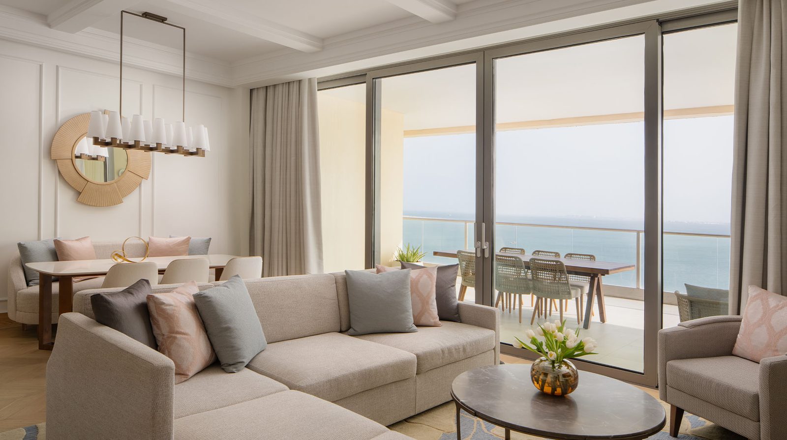 Four Seasons Resort and Residences at The Pearl-Qatar interior